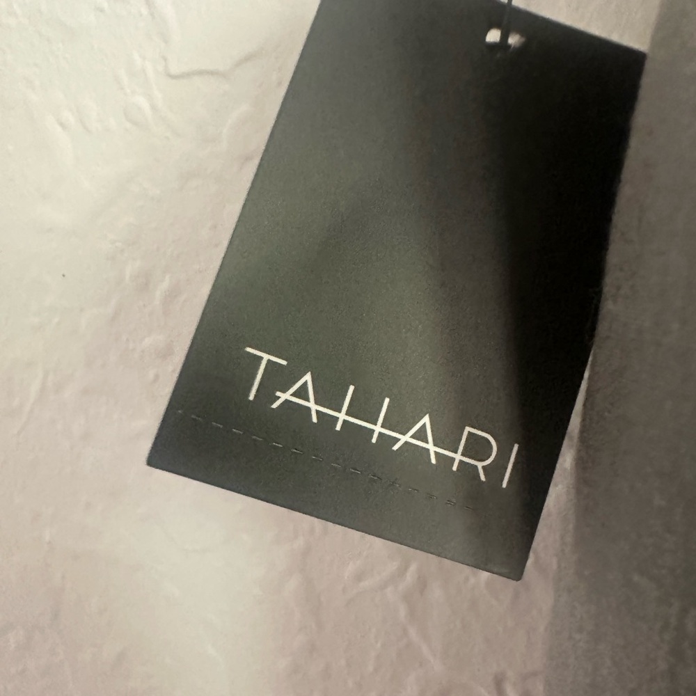 Tahari Grey Skirt Size 4 - Picture 3 of 8